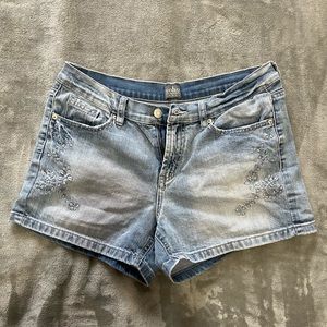 New York & Company Embroidered Jean Shorts - Women’s Size 10